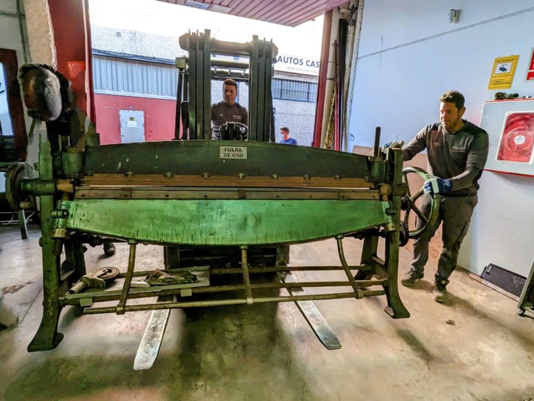 Traslado de máquinas de rótulos en Leganés