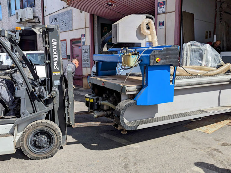 Transporte de fresadoras pesadas en Majadahonda