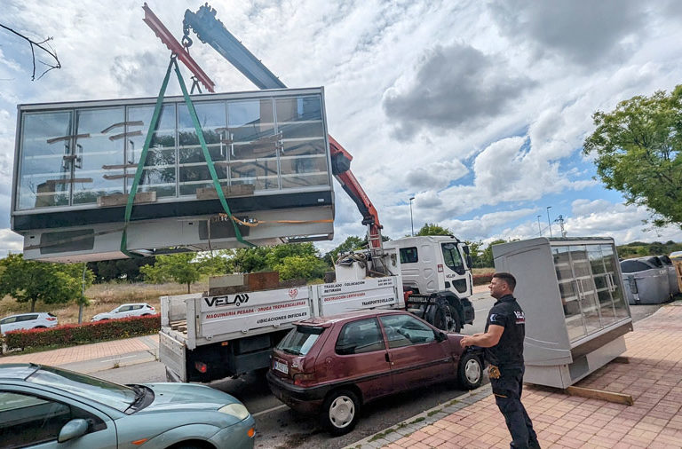 Transporte de expositores de supermercado en Madrid