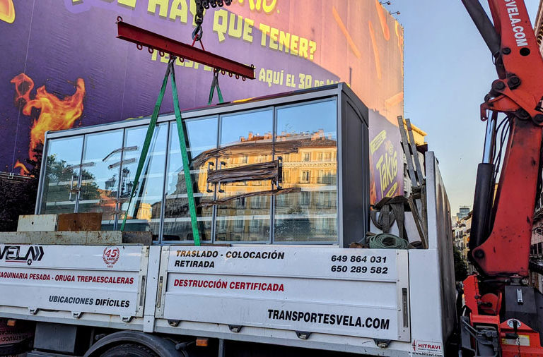 Transporte de expositores de supermercado en Madrid