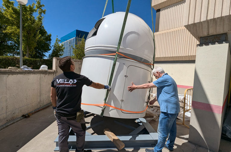 Transporte de cúpulas de telescopio en Madrid