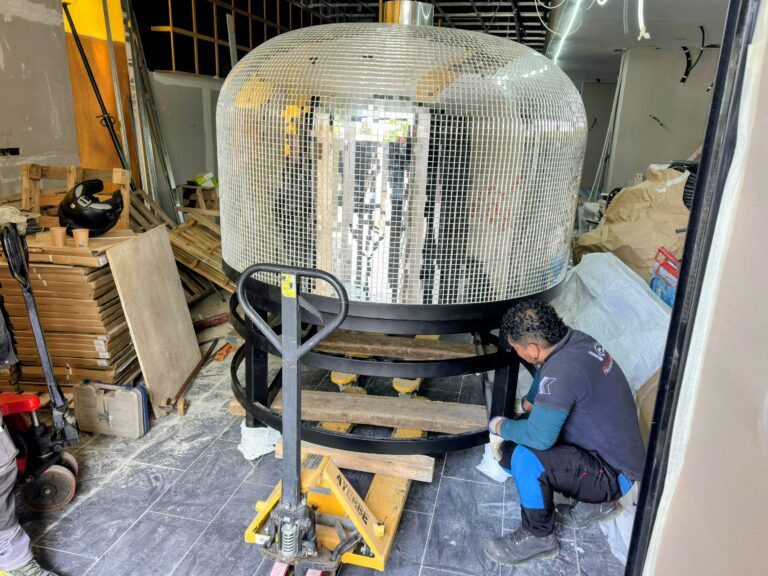 Ubicación de hornos de leña de 3000 kg para pizzerías y restaurantes